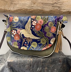 Sac bandoulière en coton et suédine / petite pochette a l’intérieure