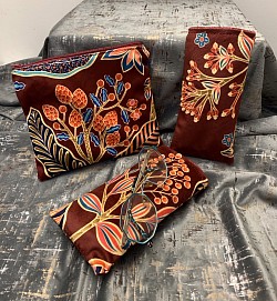 Pochette et étuis à lunettes en velours lisse